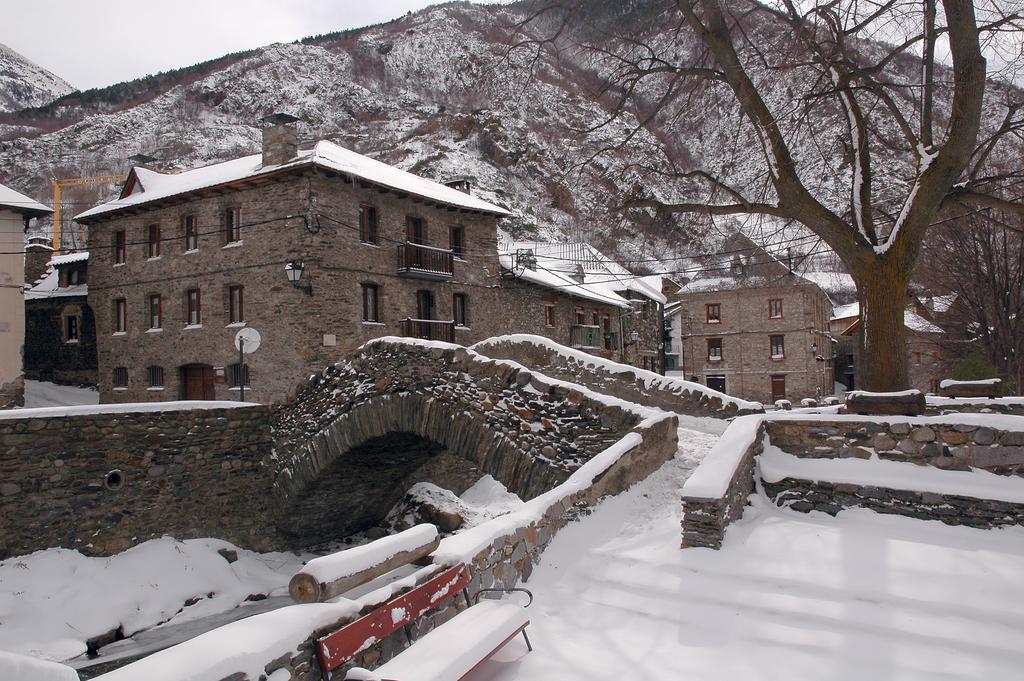 Apartmán Apartamento Casovall Esterri d'Àneu Exteriér fotografie